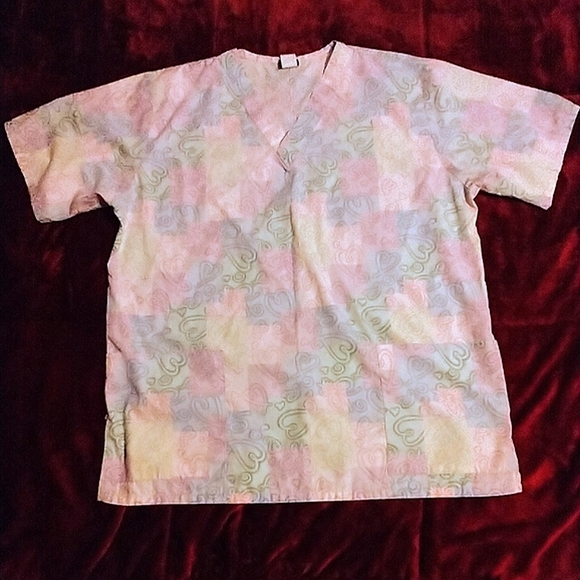 7 Med Scrub Tops - Picture 3 of 11